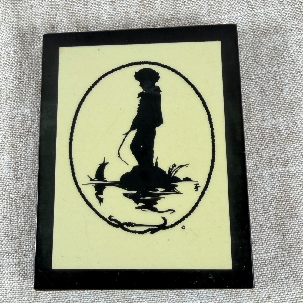 Silhouette Art Good Vintage Boy Fishing Black Cream Framed Small Wall Decor